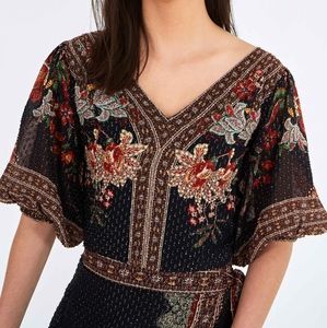 NWT Farm Rio Black Magic Top